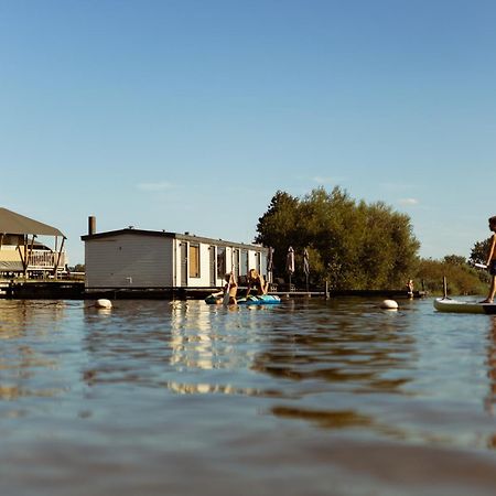 Luxury Lake Lodge Alphen  Exteriör bild