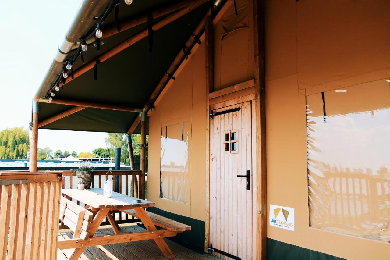 Luxury Lake Lodge Alphen  Exteriör bild